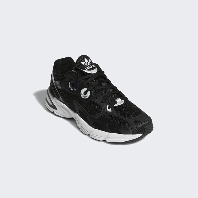 Кроссовки женские adidas Originals Astir Core Black/Core Black/Cloud White