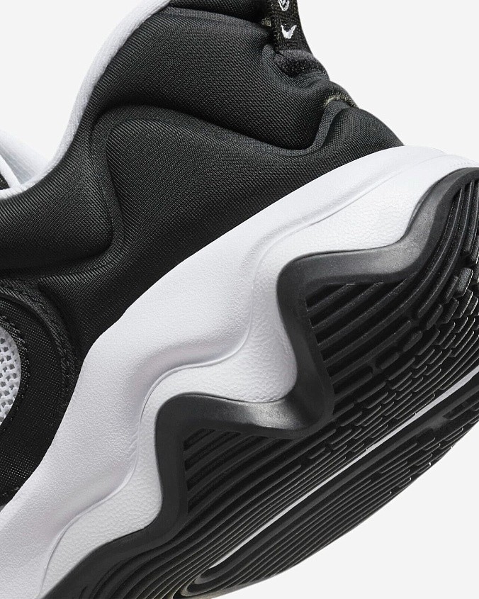 Кроссовки Nike Giannis Immortality 3 EP Black/White