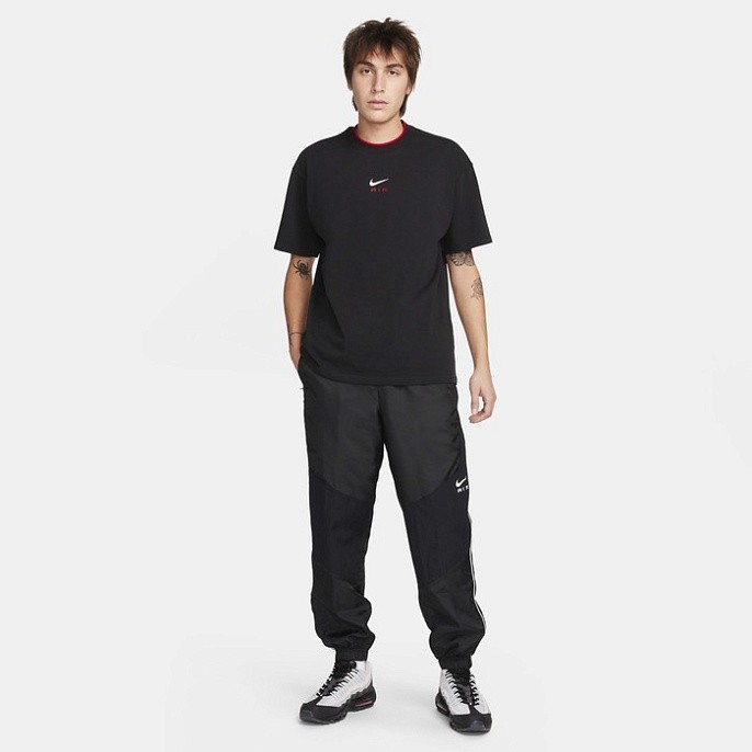 Футболка Nike Air T-Shirt Black/University Red